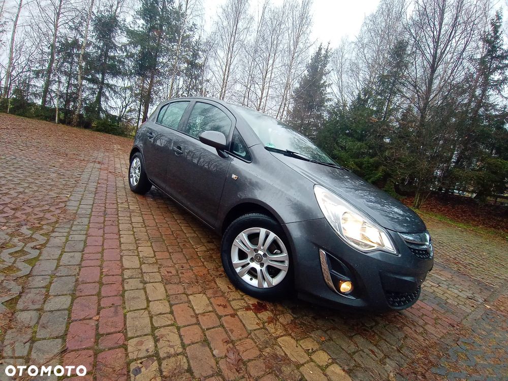 Opel Corsa 1.2 16V Cosmo - 19