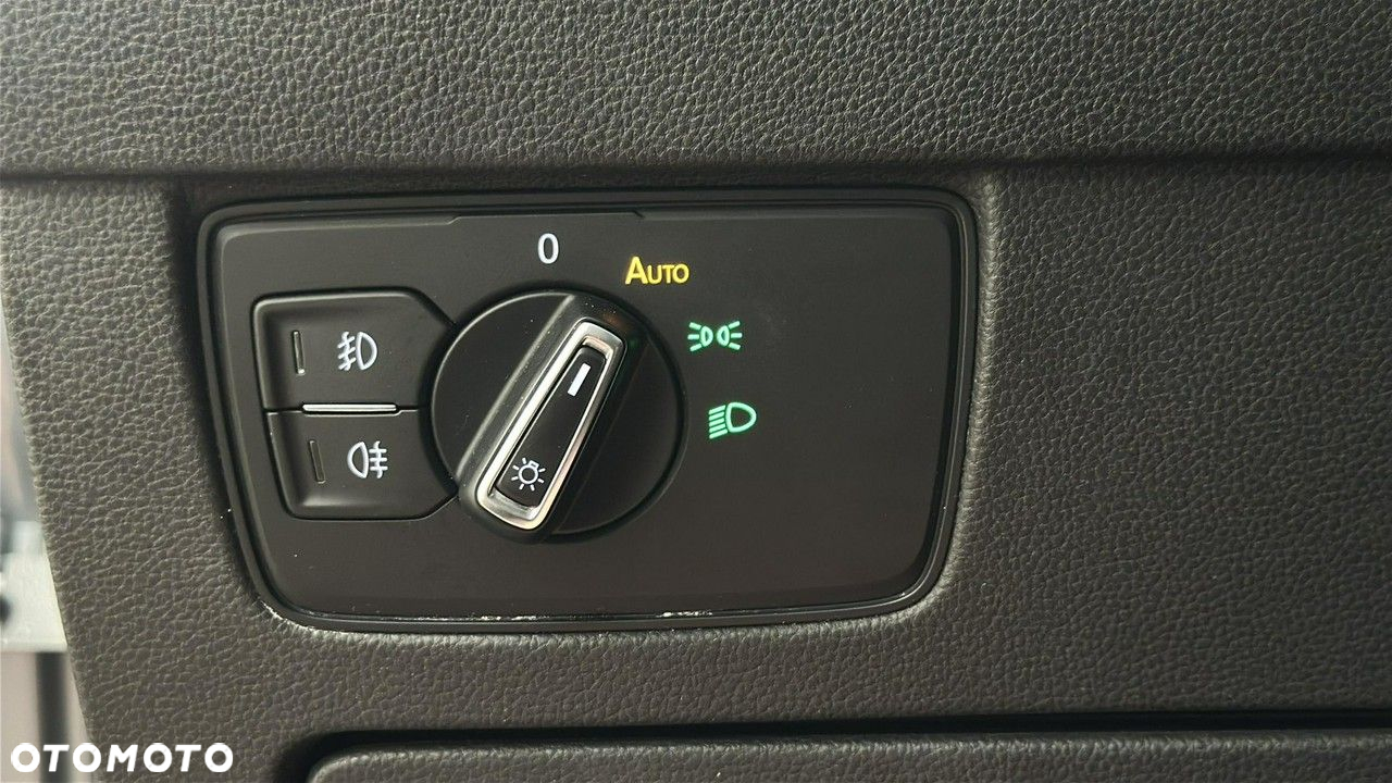 Volkswagen Passat 2.0 TDI EVO Business DSG - 26