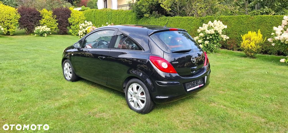 Opel Corsa 1.2 16V Edition - 3