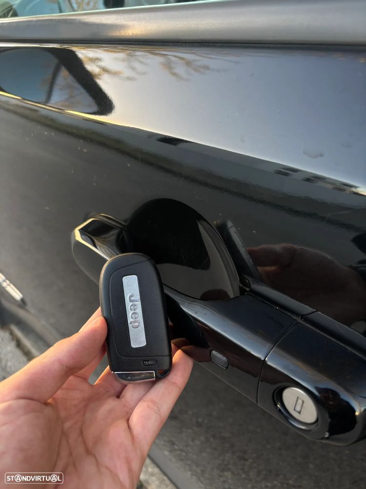 Jeep Renegade 1.6 MJD Limited - 24