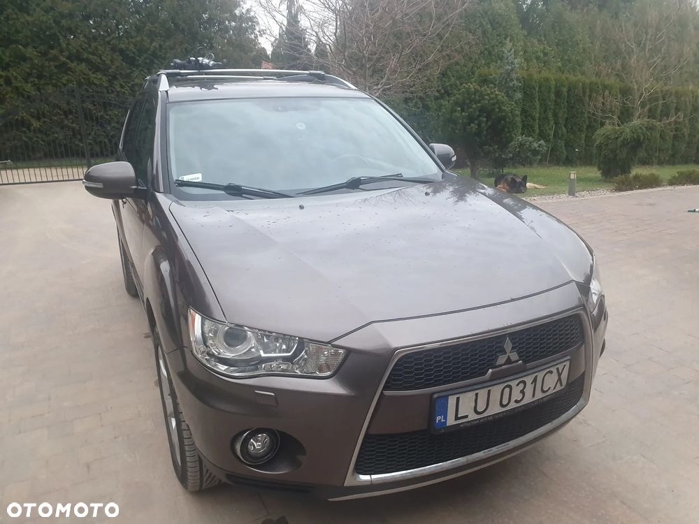 Mitsubishi Outlander 2.0 DID Instyle - 2