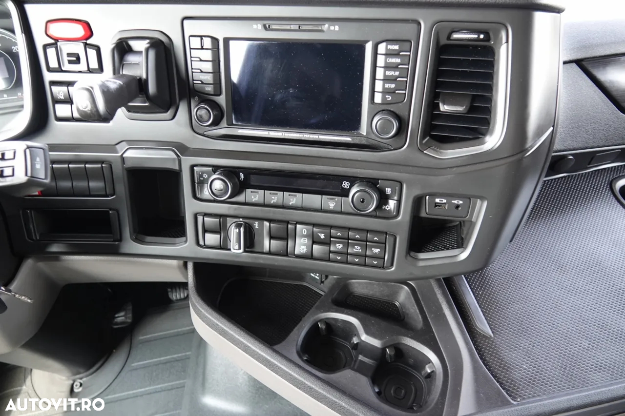 Scania S 500 / RETARDER / AER CONDIȚIONAT PARCARE / ANVELOPE 100% / CONTRACT POST-SERVICE / IMPORTAT - 29