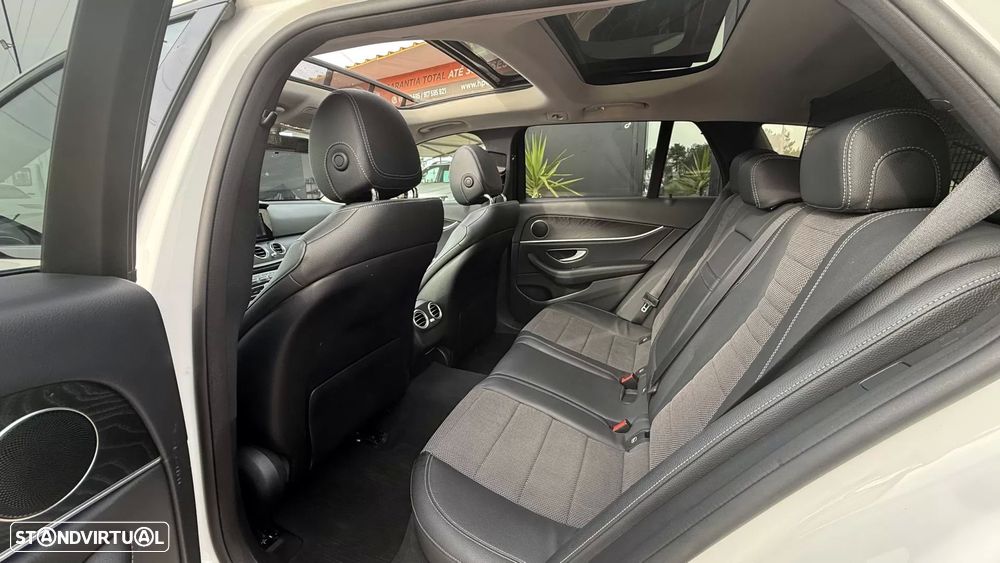 Mercedes-Benz E 300 de Avantgarde 4Matic - 22