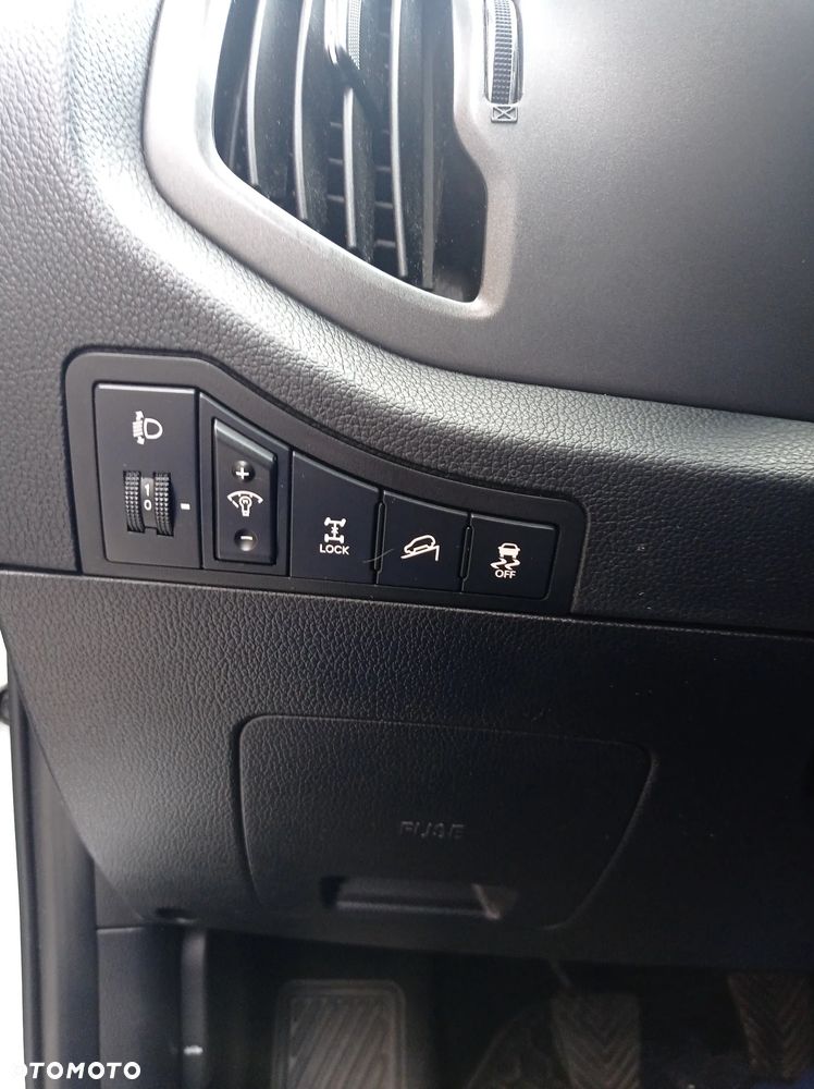 Kia Sportage 2,0 CRDI AWD Dream-Team Edition - 14