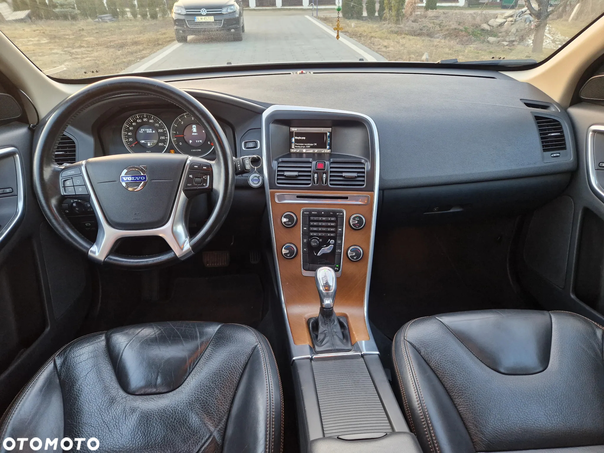 Volvo XC 60 D4 Geartronic Momentum - 22