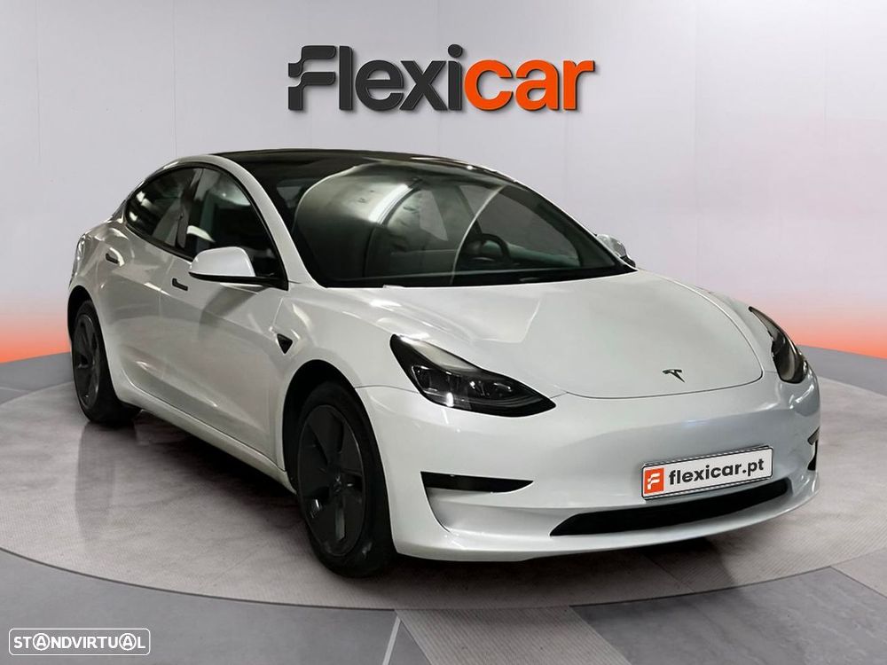 Tesla Model 3 - 1