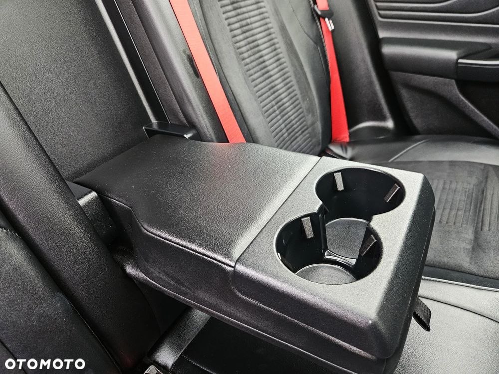 Ford Focus 2.3 EcoBoost S&S ST mit Styling-Paket - 25