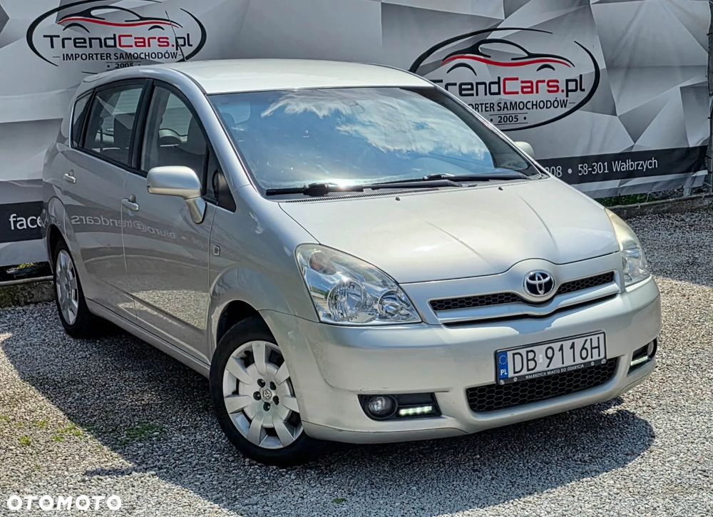 Toyota Corolla Verso 1.8 Luna - 1