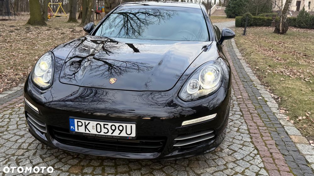 Porsche Panamera 4S - 6
