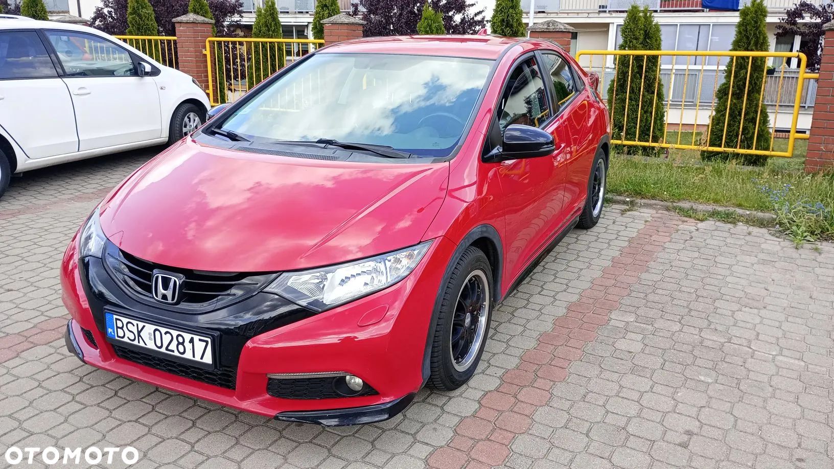 Honda Civic 1.8 i-VTEC Comfort Black Edition - 1