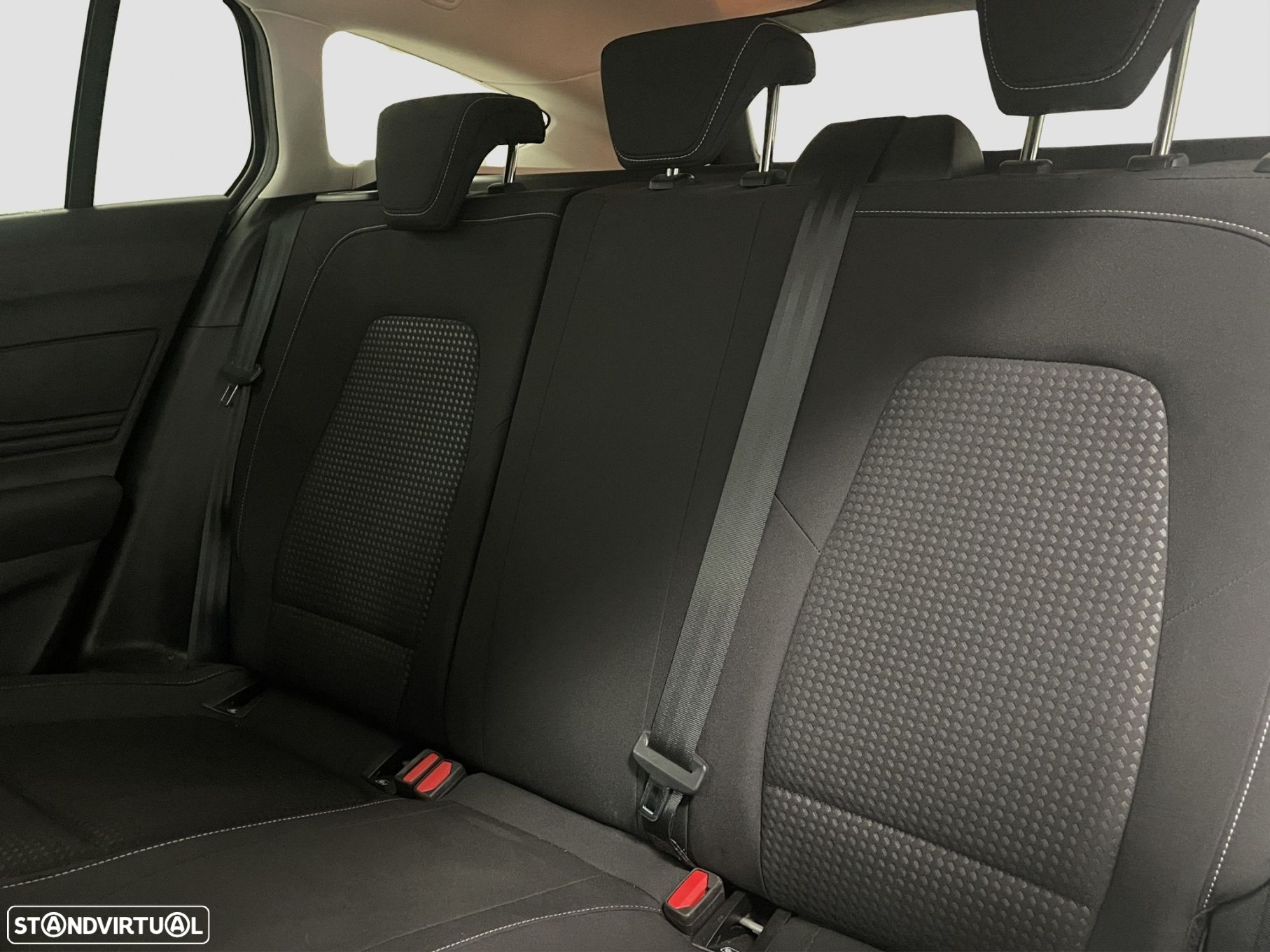 Ford Focus SW 1.5 TDCi EcoBlue Connected - 10