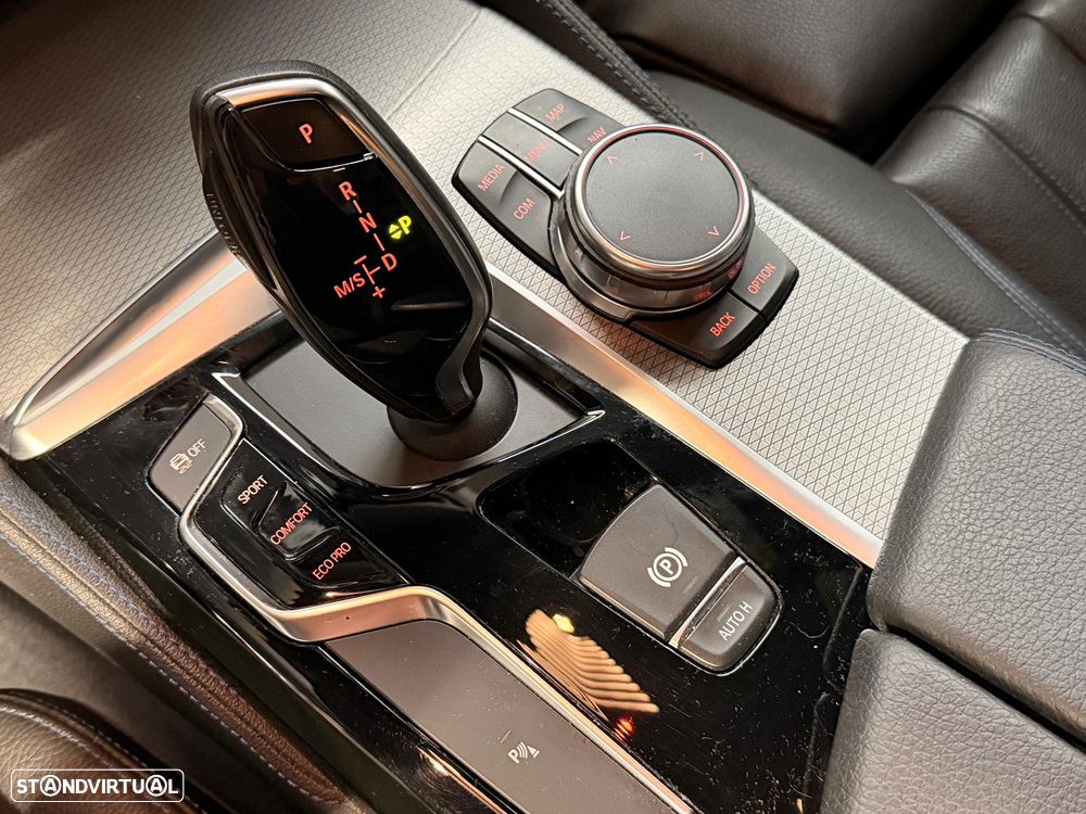 BMW 520 d Pack M Auto - 36