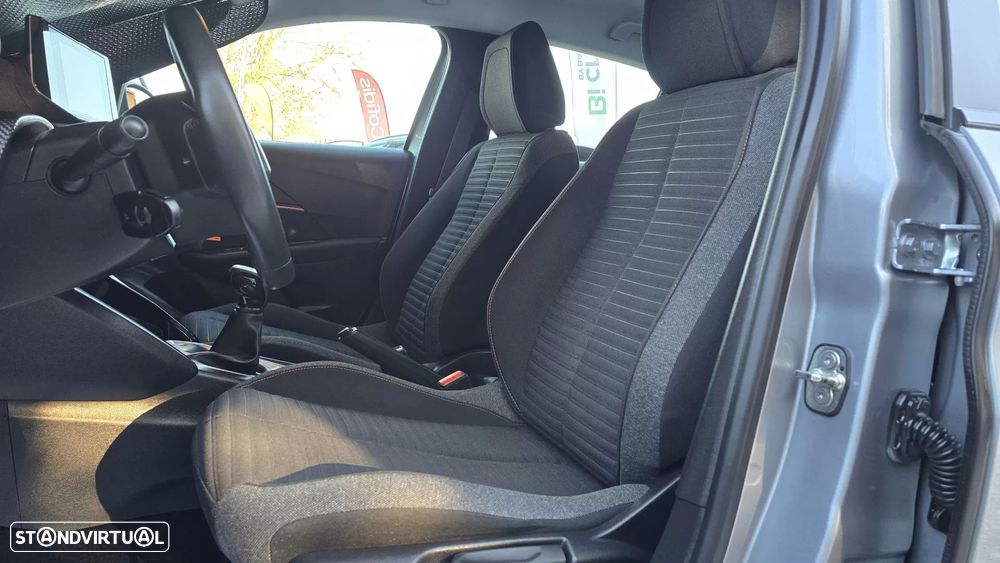 Peugeot 208 1.2 PureTech Active Pack - 12