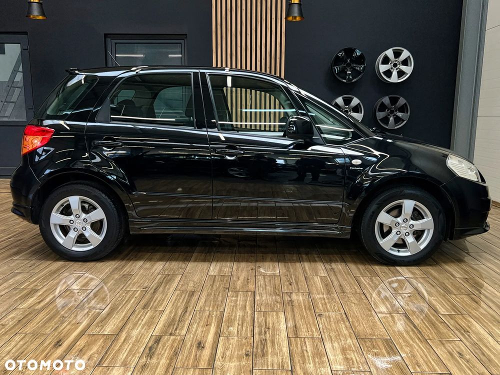 Suzuki SX4 1.6 Premium - 6