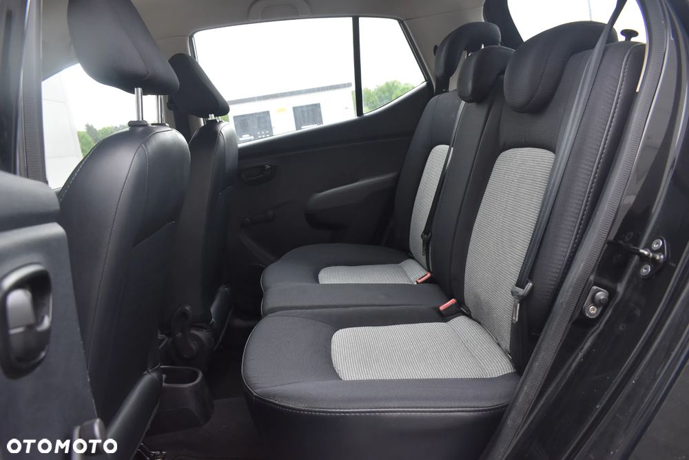 Hyundai i10 1.1 Classic - 9
