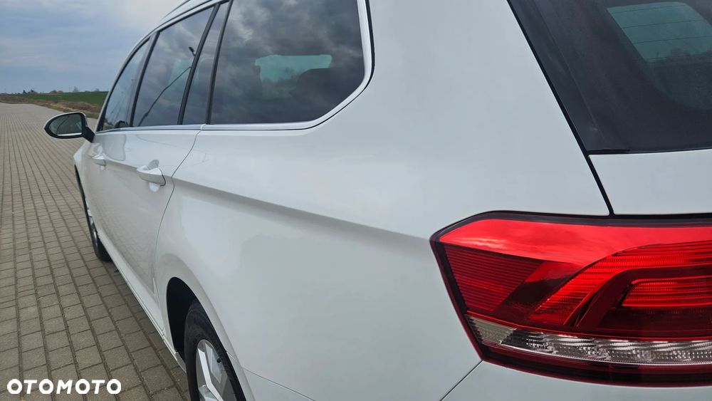 Volkswagen Passat - 9