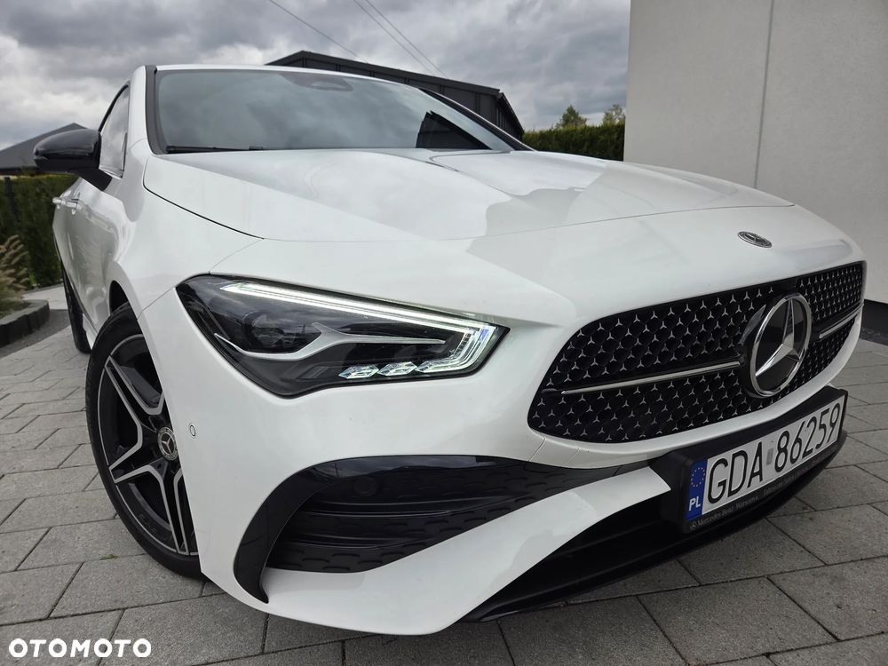 Mercedes-Benz CLA 220 4-Matic AMG Line 7G-DCT - 16