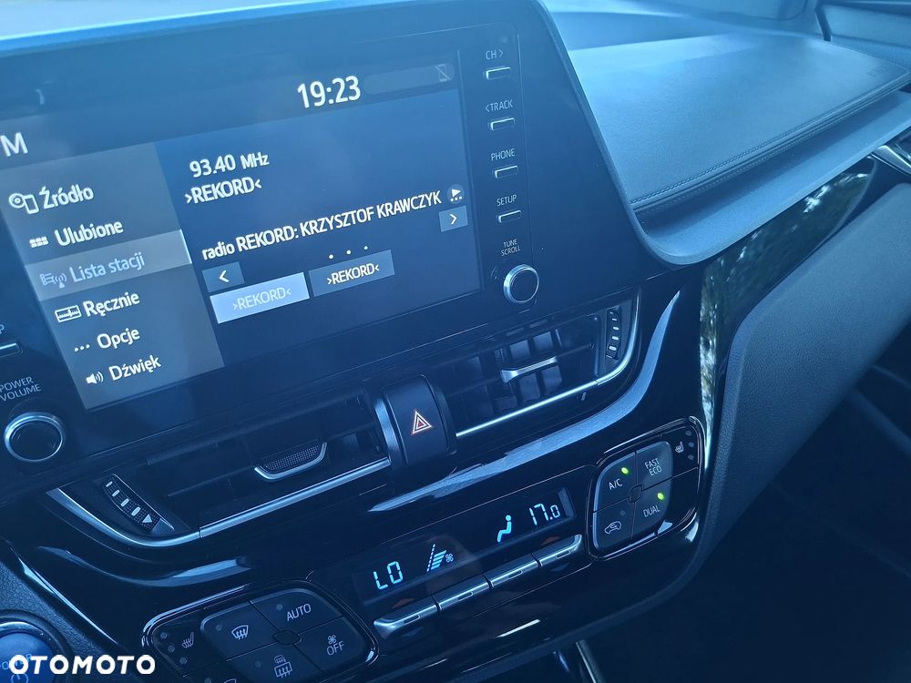 Toyota C-HR - 22