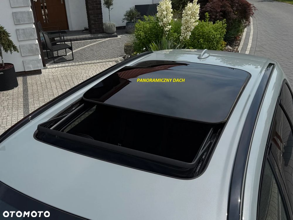 Volvo XC 60 B5 B AWD Plus Dark - 39