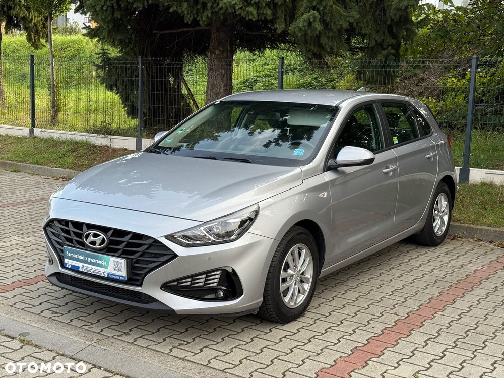 Hyundai i30 1.5 DPI Classic + - 33