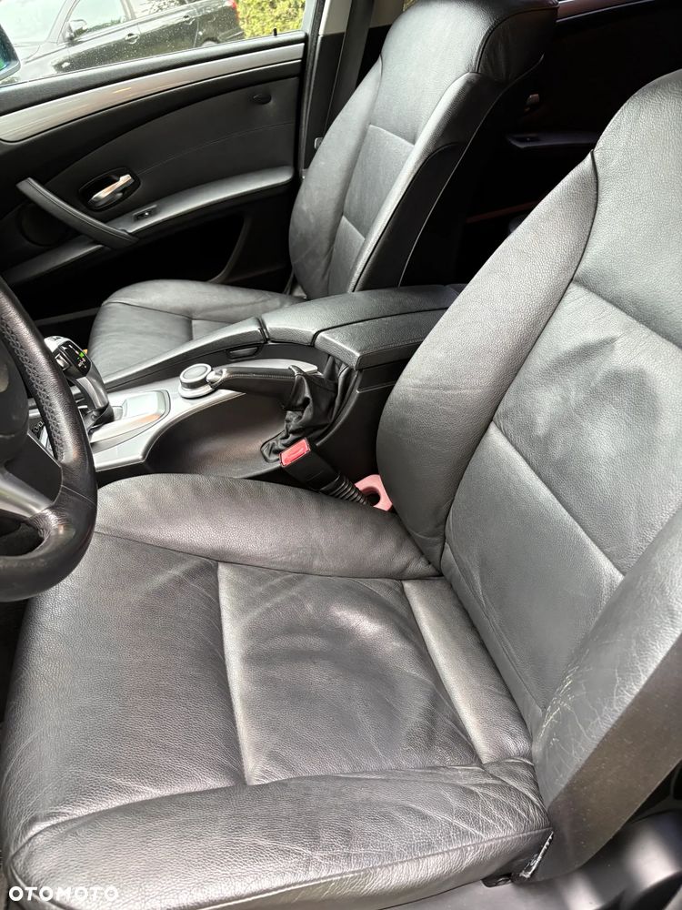 BMW Seria 5 530i - 16