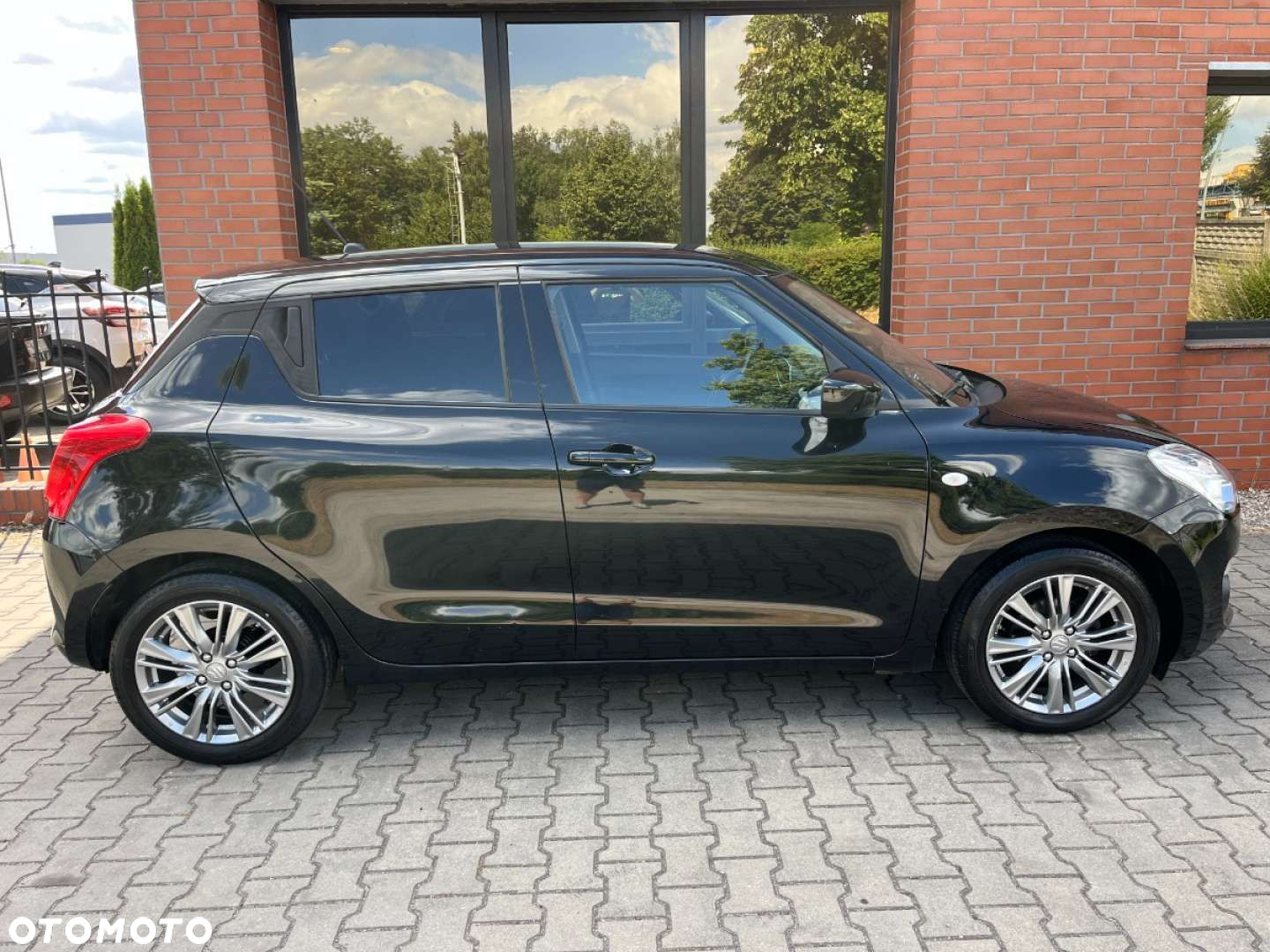 Suzuki Swift 1.2 Premium - 27