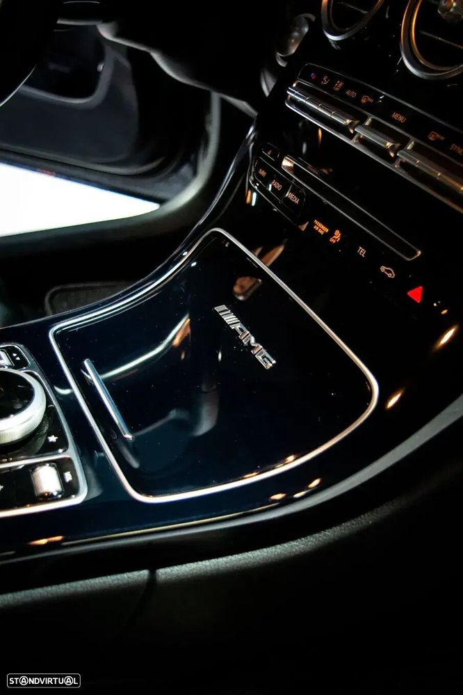 Mercedes-Benz C 63 AMG S - 28