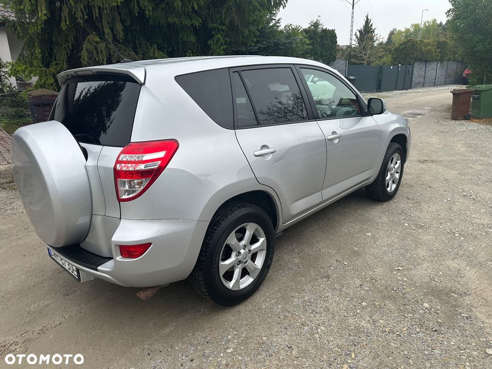 Toyota RAV4 2.0 VVT-i Premium - 6