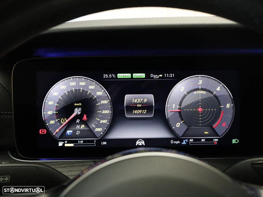 Mercedes-Benz E 300 de 9G-TRONIC AMG Line - 32