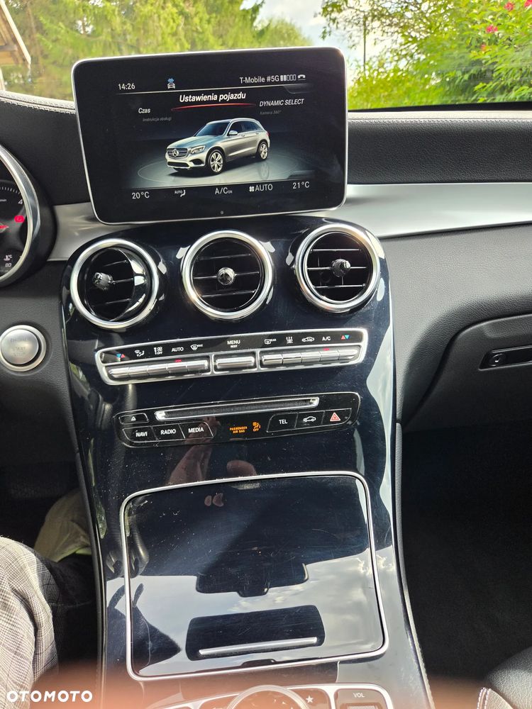 Mercedes-Benz GLC - 11