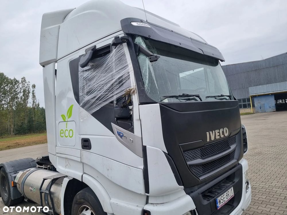 Iveco AS440S - 5