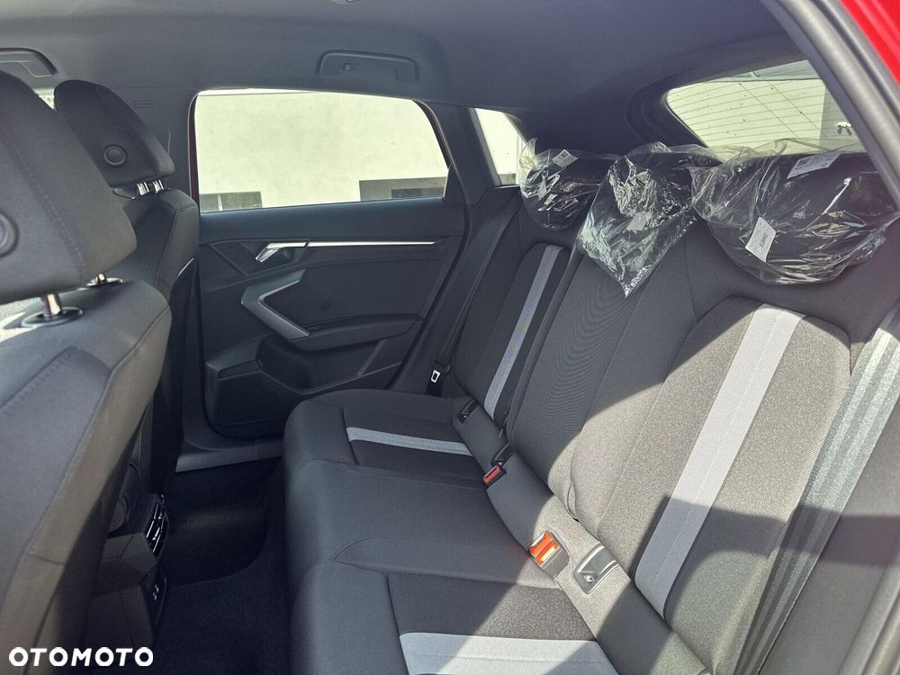 Audi A3 Sportback - 11