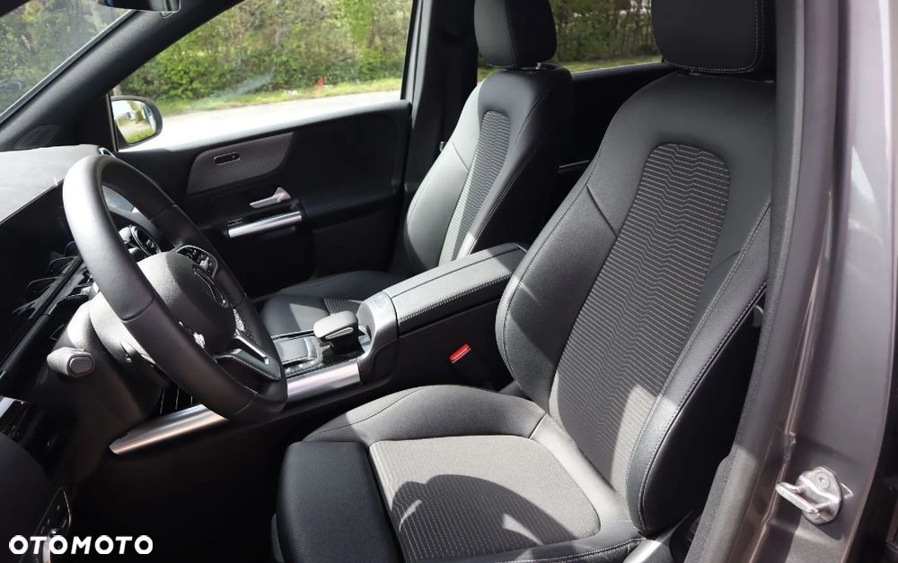 Mercedes-Benz Klasa B 180 d Progressive 8G-DCT - 12