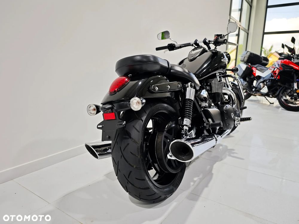 Triumph Thunderbird - 13