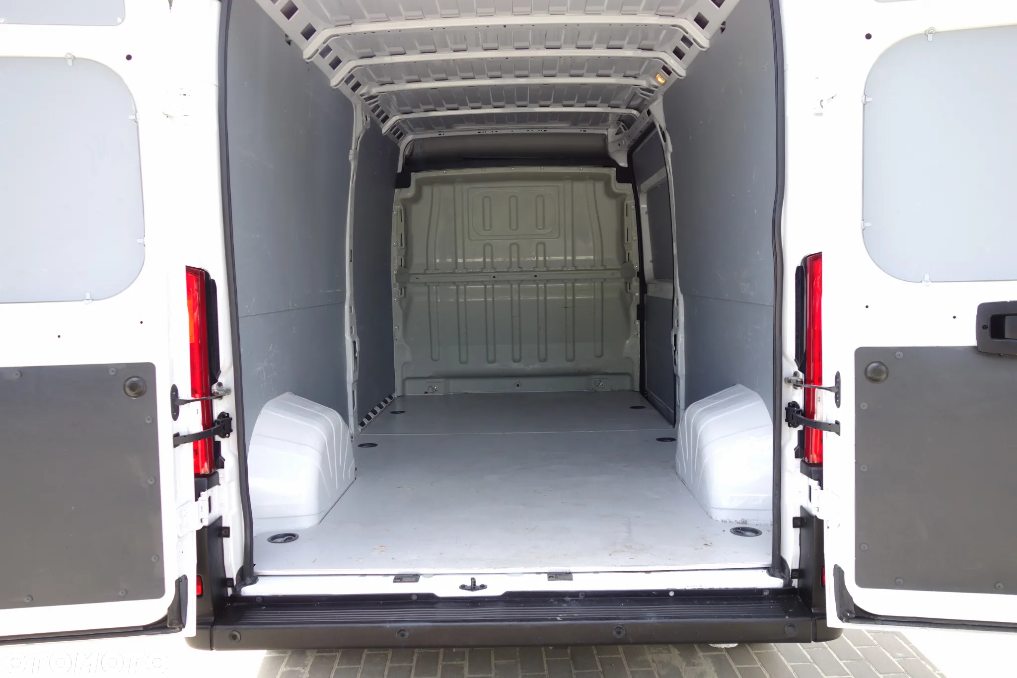 Fiat Ducato 2.3 Multi-Jet 140 KM L3H2 Klima Webasto  Kamera - 9