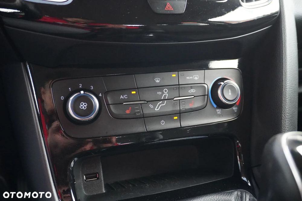 Ford Focus 1.5 TDCi Platinium X - 23