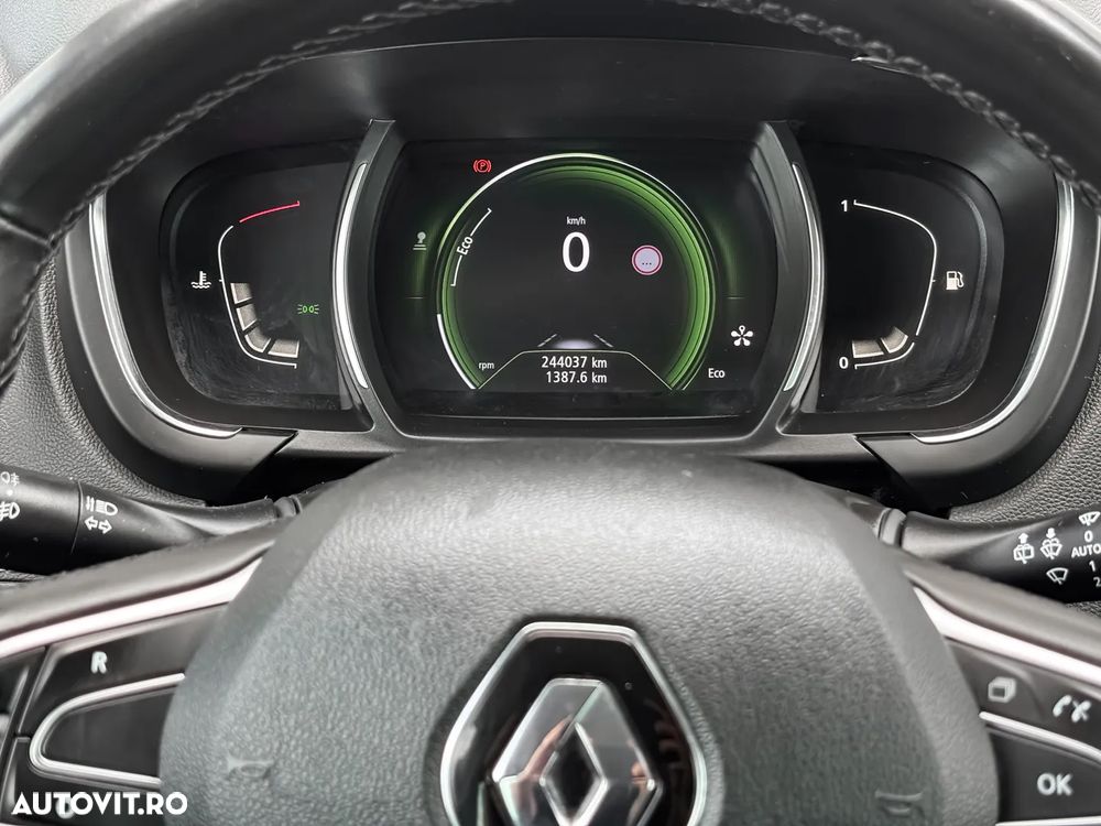 Renault Scenic - 12