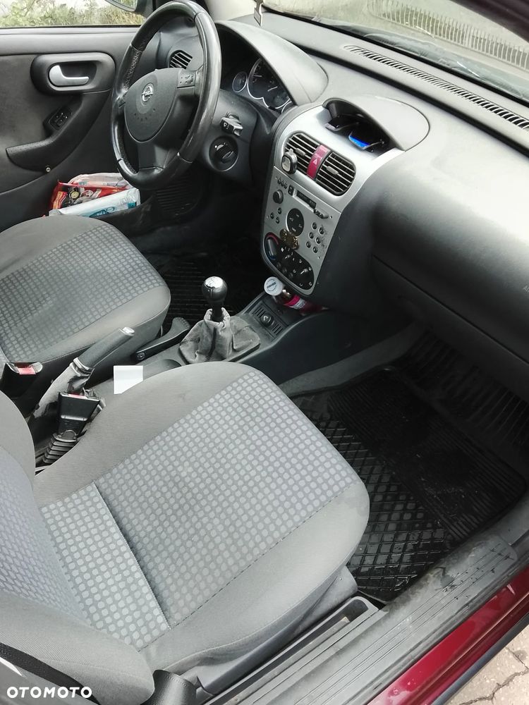 Opel Corsa - 10
