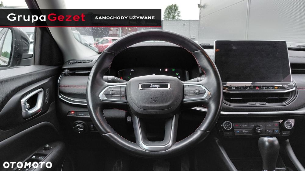 Jeep Compass - 22
