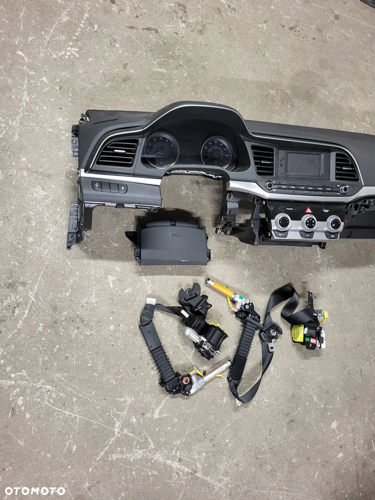 Hyundai elantra deska konsoleta air bag - 2