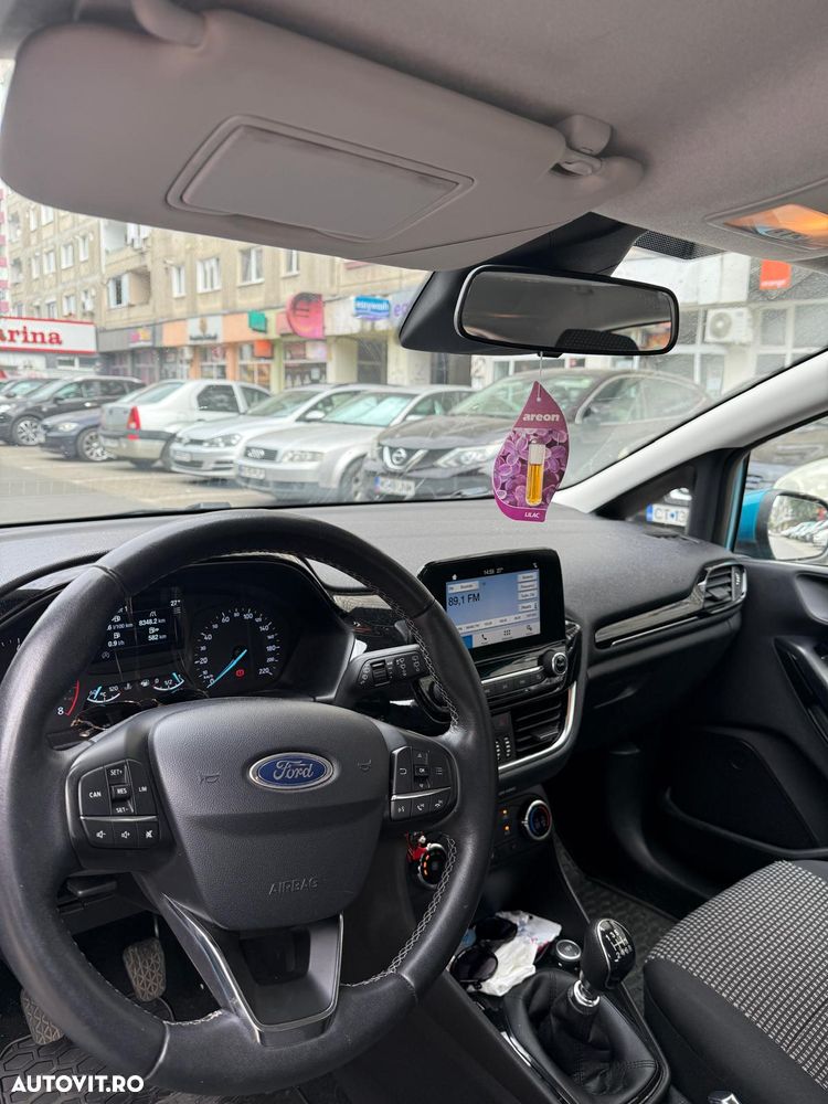 Ford Fiesta - 12