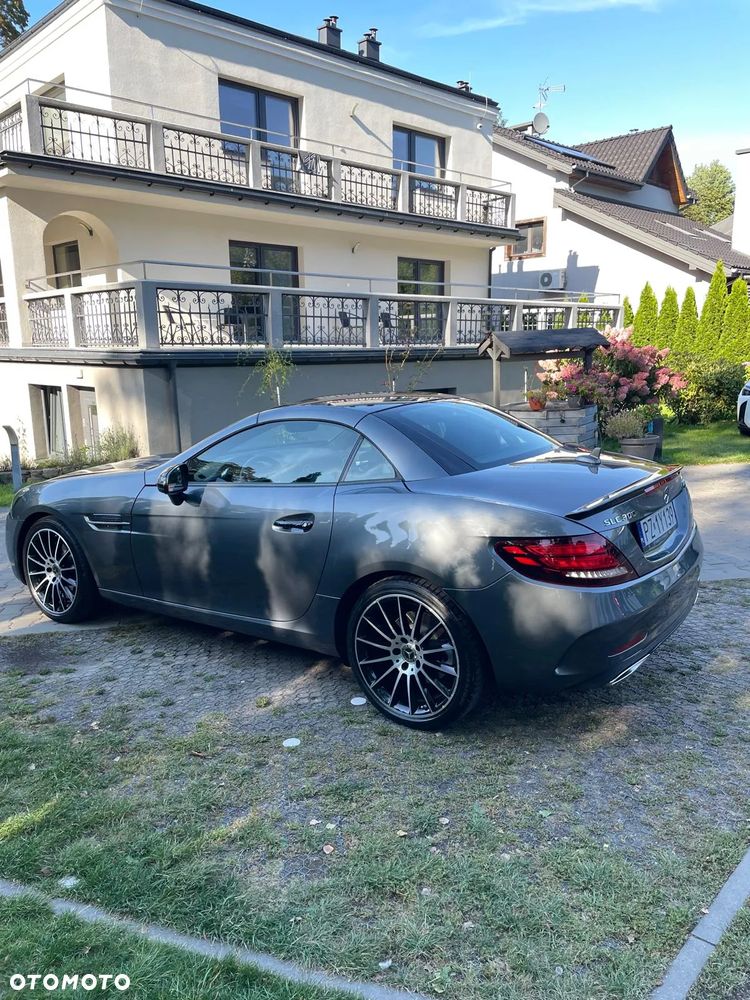 Mercedes-Benz SLC 200 9G-TRONIC RedArt Edition - 6