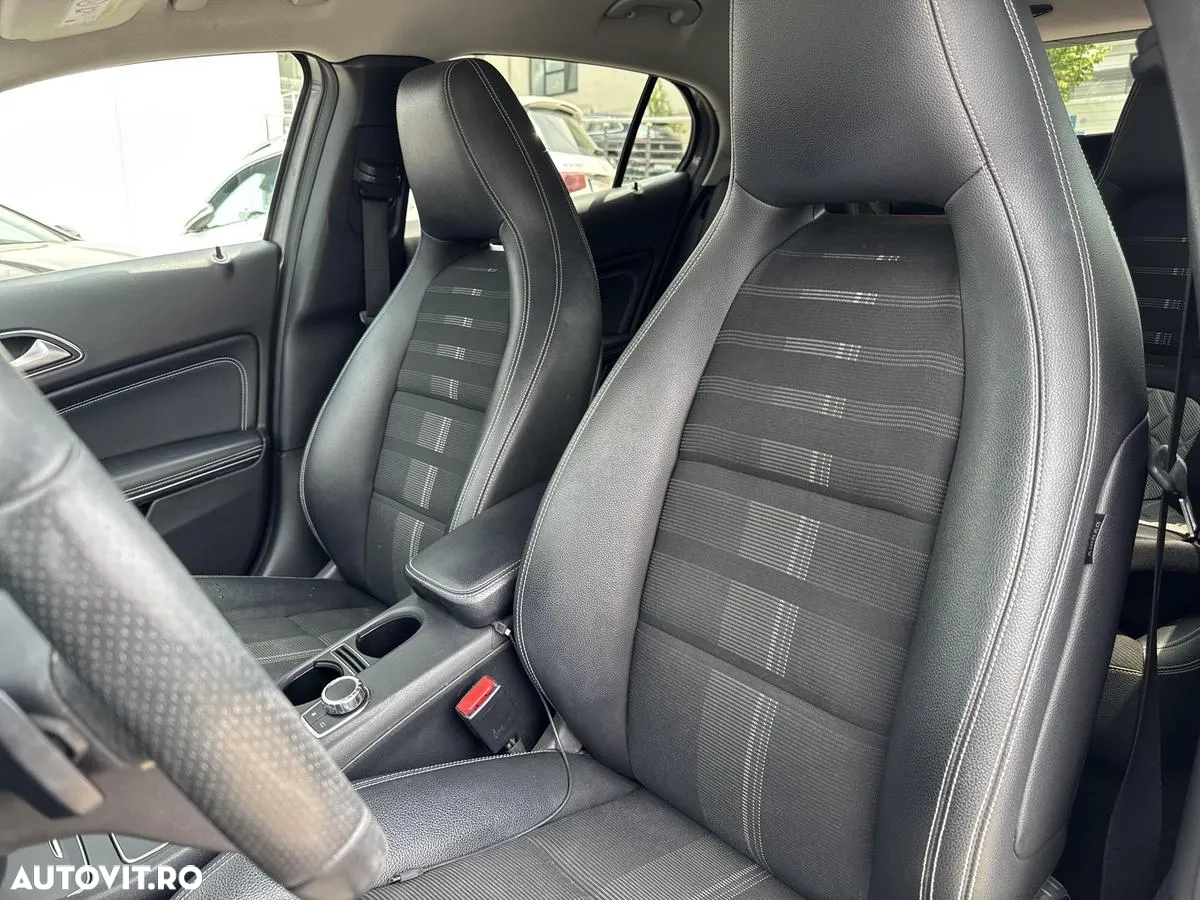 Mercedes-Benz GLA 220 d 4MATIC Aut. - 11