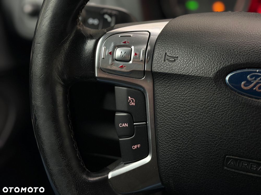 Ford Galaxy 2.0 TDCi Titanium - 17