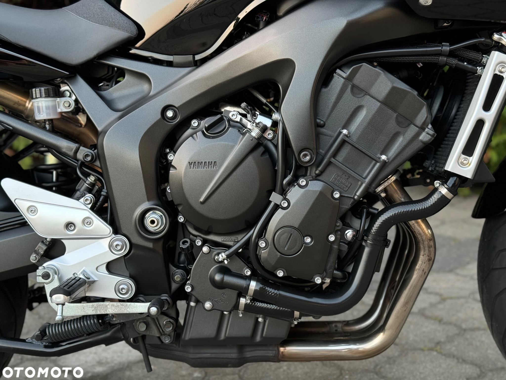 Yamaha FZ - 14