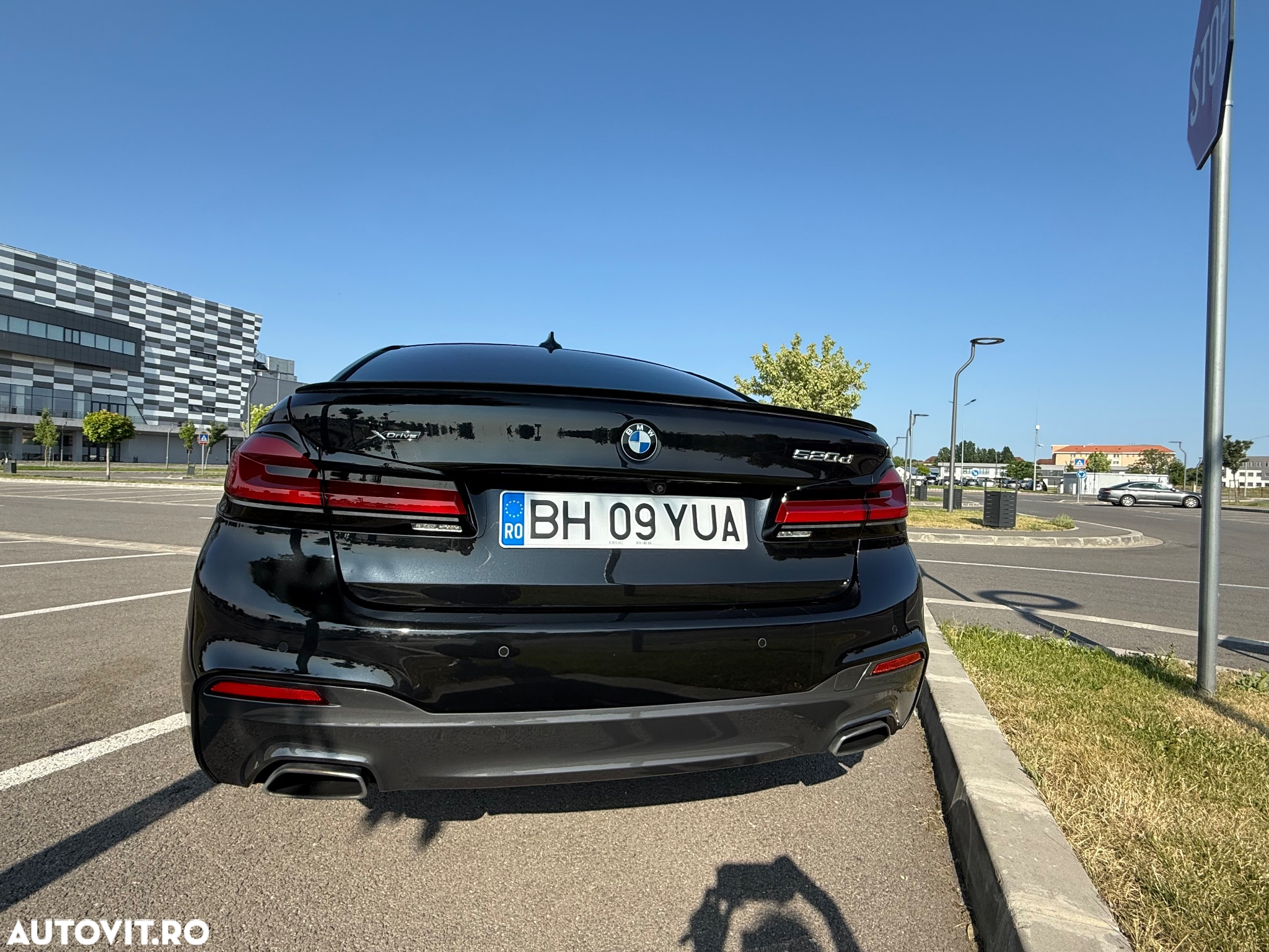 BMW Seria 5 520d xDrive AT - 5