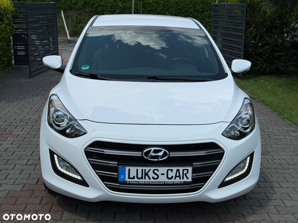 Hyundai i30 blue 1.6 GDI Passion - 8