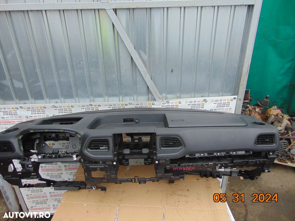 Plansa bord Renault Master dupa 2018 Opel Movano - 3