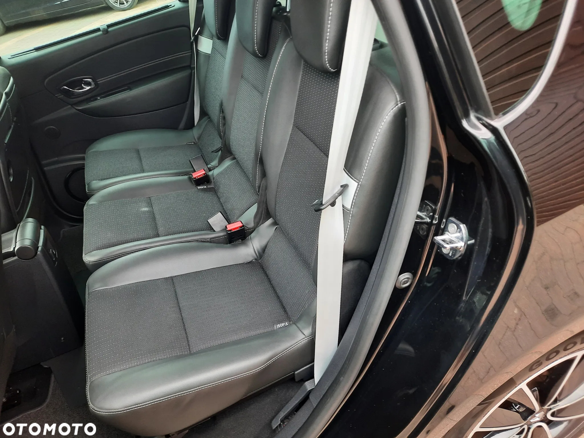 Renault Scenic ENERGY TCe 130 S&S Bose Edition - 27