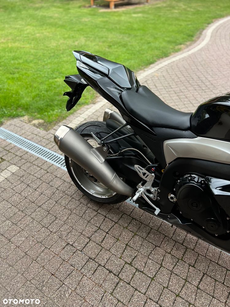 Suzuki GSX-R - 23